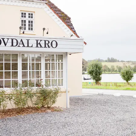 بيت ريفي Skovdal Jelling